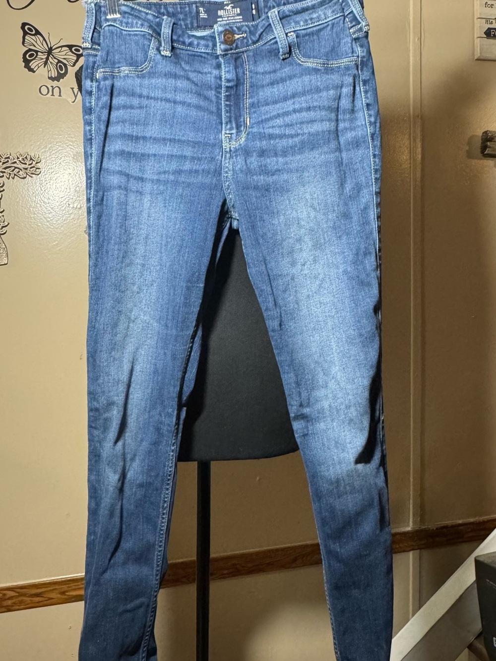 Hollister Men's Medium Blue Skinny Jeans
